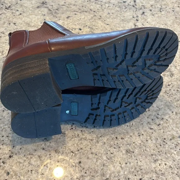 Eastland Jasmine Faux Leather Chelsea Boots with Fur Lining Size 11 - Picture 8 of 8